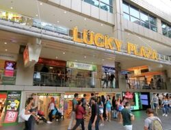 Lucky Plaza (D9), Shop House #626960291